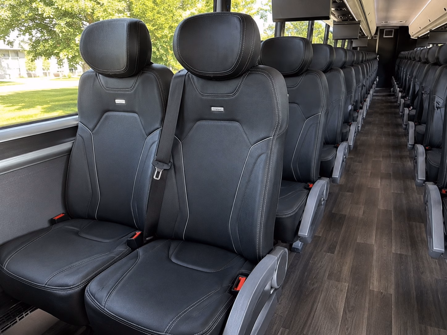 charter buses to the california botanic garden in claremont